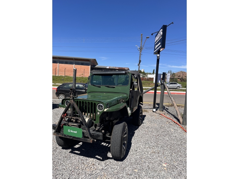 FORD - JEEP - 1966/1966 - Verde - R$ 70.000,00