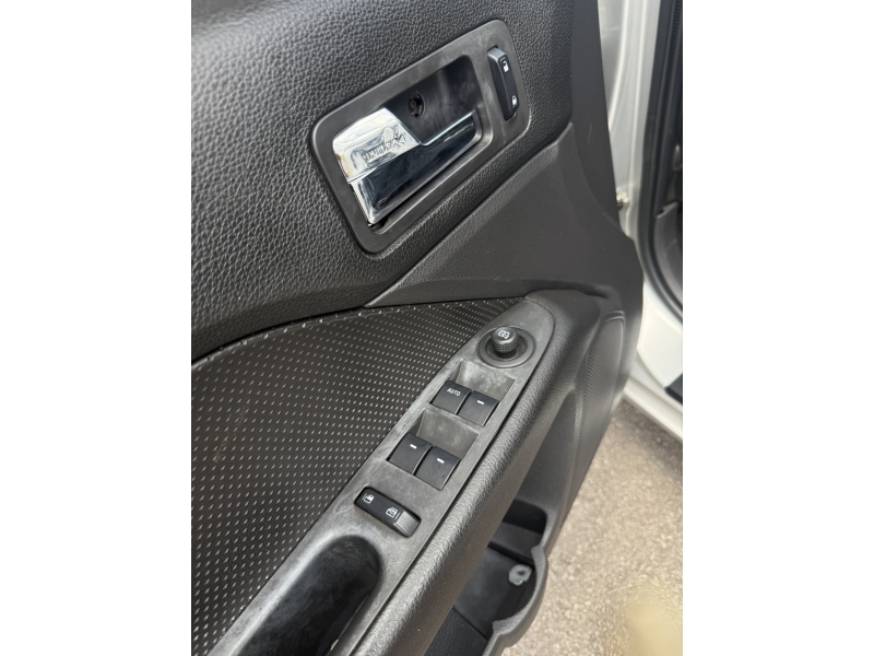 FORD - FUSION - 2008/2009 - Prata - R$ 33.900,00