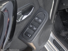 RENAULT - OROCH - 2015/2016 - Cinza - R$ 67.900,00