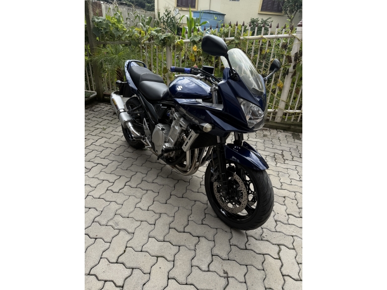 SUZUKI - BANDIT - 2011/2011 - Azul - R$ 33.900,00