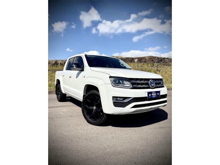 VOLKSWAGEN - AMAROK - 2018/2019 - Branca - R$ 156.900,00