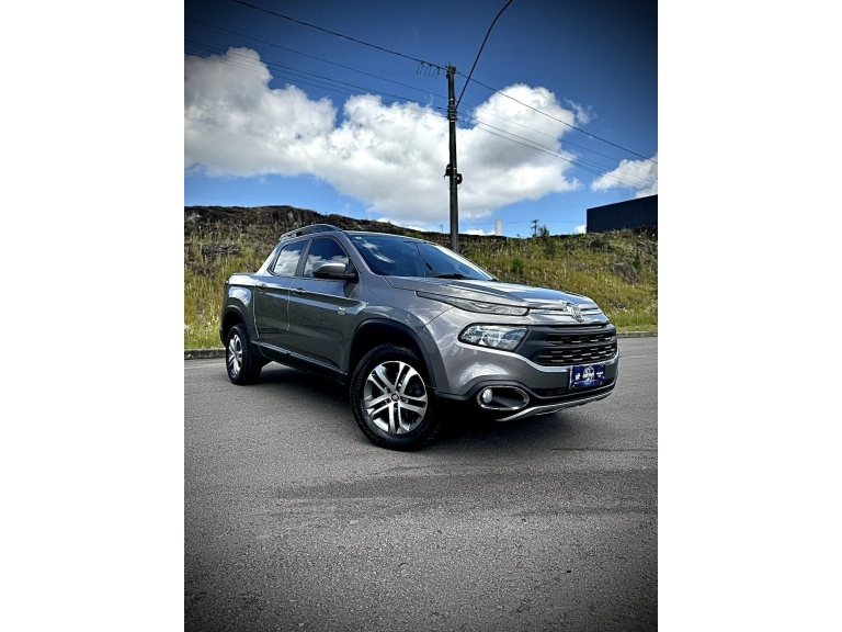 FIAT - TORO - 2018/2019 - Cinza - R$ 106.900,00