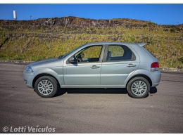 FIAT - PALIO - 2010/2011 - Prata - R$ 31.900,00