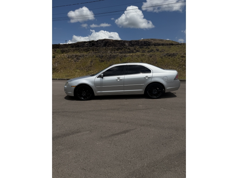 FORD - FUSION - 2008/2009 - Prata - R$ 33.900,00