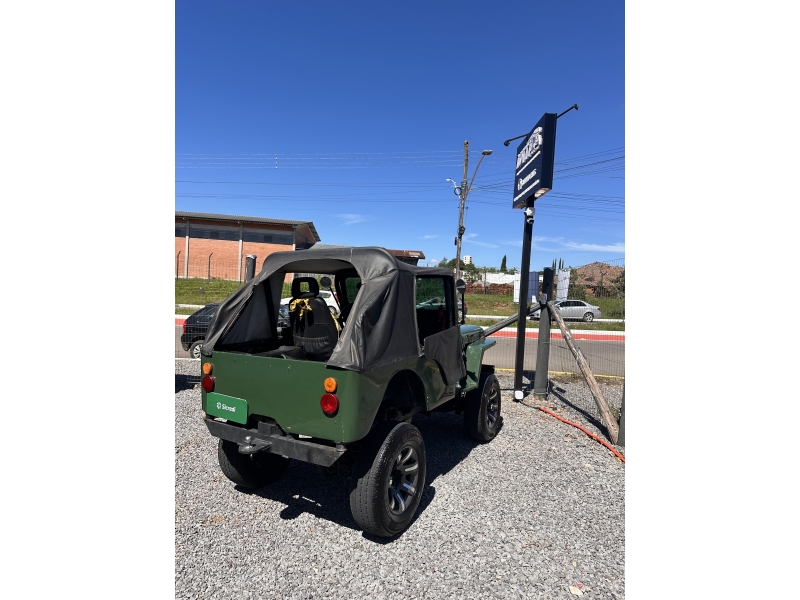 FORD - JEEP - 1966/1966 - Verde - R$ 70.000,00