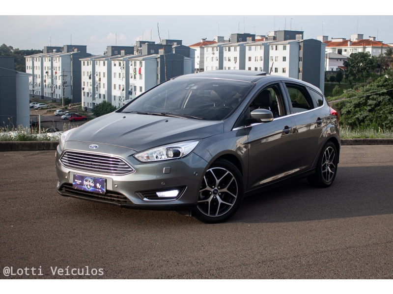FORD - FOCUS - 2016/2016 - Cinza - R$ 64.900,00