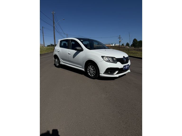 RENAULT - SANDERO - 2016/2016 - Branca - R$ 41.900,00