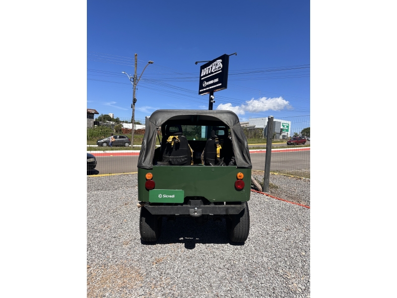 FORD - JEEP - 1966/1966 - Verde - R$ 70.000,00