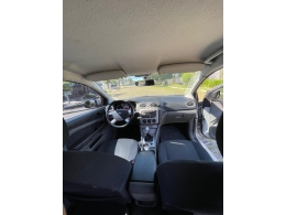 FORD - FOCUS - 2010/2011 - Prata - R$ 39.900,00