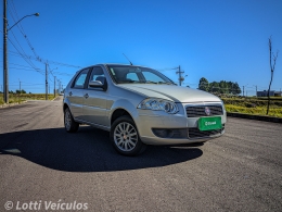 FIAT - PALIO - 2010/2011 - Prata - R$ 31.900,00