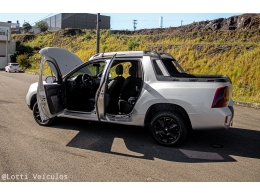 RENAULT - OROCH - 2015/2016 - Cinza - R$ 67.900,00